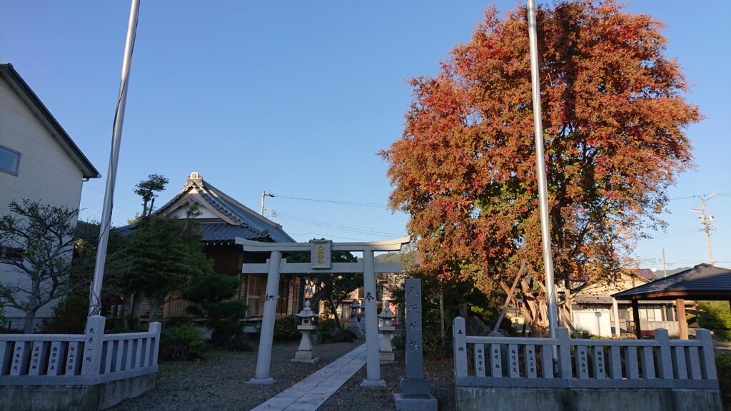 大覚寺下八坂神社